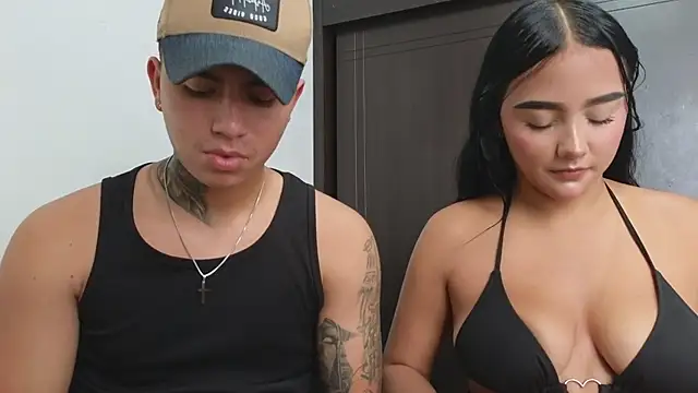 Snapshot of Thiago_x_Sahara chatting on 03-12-25, 12:26 Thiago x Sahara online show from 03-12-25, 12:26