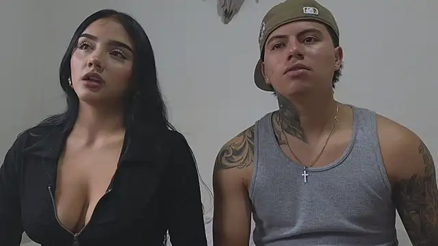 Snapshot of Thiago_x_Sahara chatting on 11-16-25, 12:00 Thiago x Sahara online show from 11-16-25, 12:00