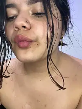 Snapshot of pretty_angela1 chatting on 12-27-24, 11:42 pretty angela1 online show from 12-27-24, 11:42