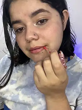 Snapshot of pretty_angela1 chatting on 01-10-25, 06:31 pretty angela1 online show from 01-10-25, 06:31