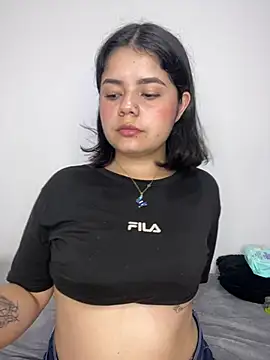 Snapshot of pretty_angela1 chatting on 02-27-25, 02:21 pretty angela1 online show from 02-27-25, 02:21