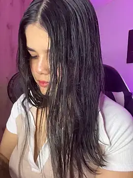 Snapshot of pretty_angela1 chatting on 10-06-25, 11:57 pretty angela1 online show from 10-06-25, 11:57