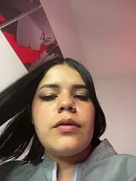 Snapshot of pretty_angela1 chatting on 11-21-25, 12:54 pretty angela1 online show from 11-21-25, 12:54