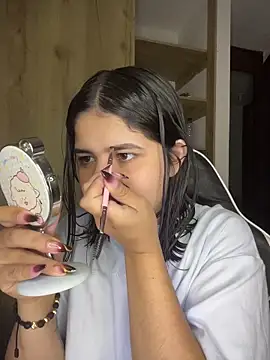 Snapshot of pretty_angela1 chatting on 12-03-25, 03:47 pretty angela1 online show from 12-03-25, 03:47