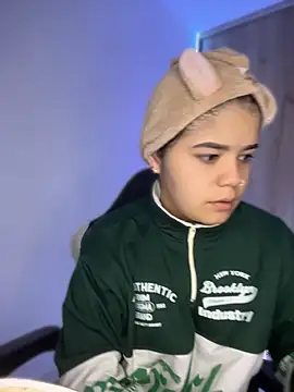 pretty angela1 online show from 04-30-26, 02:51