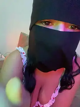 Snapshot of Hit_Jouri chatting on 01-31-25, 11:35 Hit Jouri online show from 01-31-25, 11:35