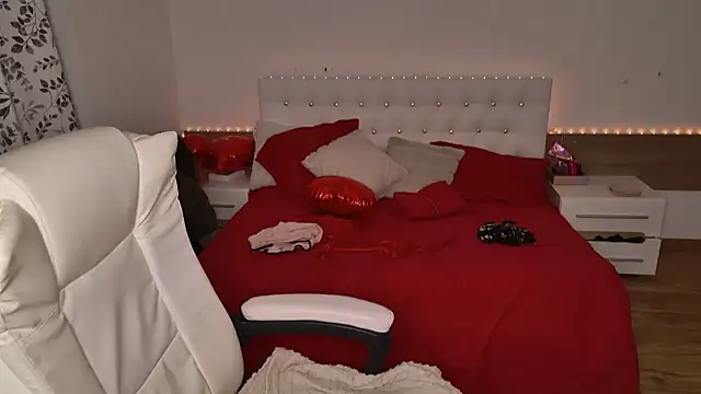 StellaFrost online show from 03-01-25, 07:37