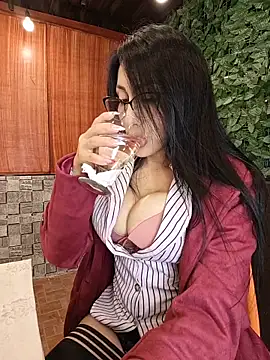 Snapshot of Isabellitasexi38 chatting on 05-18-26, 12:51 Isabellitasexi38 online show from 05-18-26, 12:51