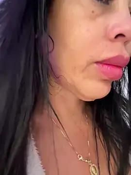 Snapshot of KarolRubi1 chatting on 01-23-25, 02:07 KarolRubi1 online show from 01-23-25, 02:07