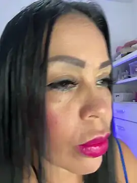 Snapshot of KarolRubi1 chatting on 02-07-25, 11:45 KarolRubi1 online show from 02-07-25, 11:45