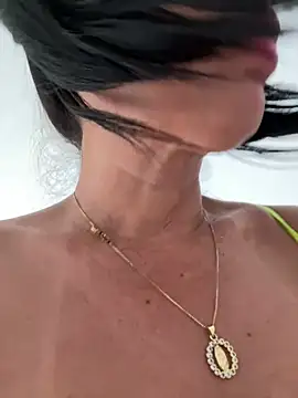 Snapshot of KarolRubi1 chatting on 03-09-25, 03:27 KarolRubi1 online show from 03-09-25, 03:27