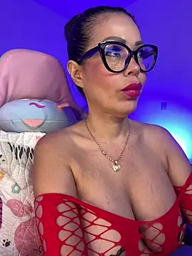 Snapshot of KarolRubi1 chatting on 09-13-25, 01:49 KarolRubi1 online show from 09-13-25, 01:49