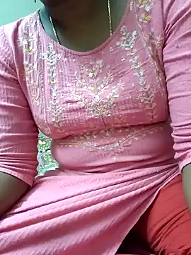 Snapshot of Tamil_roja69 chatting on 12-24-24, 05:13 Tamil roja69 online show from 12-24-24, 05:13
