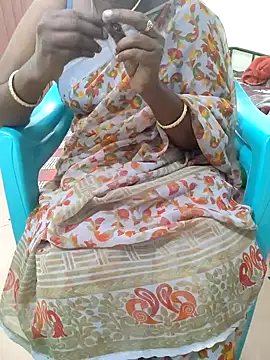 Snapshot of Tamil_roja69 chatting on 12-28-24, 12:45 Tamil roja69 online show from 12-28-24, 12:45