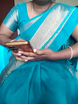 Snapshot of Tamil_roja69 chatting on 12-30-24, 06:09 Tamil roja69 online show from 12-30-24, 06:09