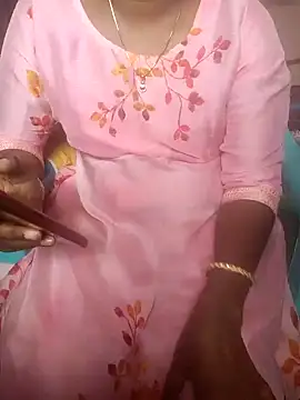 Snapshot of Tamil_roja69 chatting on 01-11-25, 06:14 Tamil roja69 online show from 01-11-25, 06:14