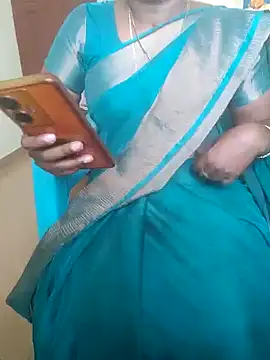 Snapshot of Tamil_roja69 chatting on 01-17-25, 03:23 Tamil roja69 online show from 01-17-25, 03:23