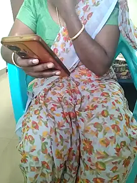 Snapshot of Tamil_roja69 chatting on 01-24-25, 12:41 Tamil roja69 online show from 01-24-25, 12:41