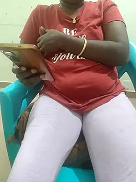 Snapshot of Tamil_roja69 chatting on 02-23-25, 04:13 Tamil roja69 online show from 02-23-25, 04:13