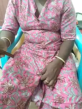 Snapshot of Tamil_roja69 chatting on 03-03-25, 12:37 Tamil roja69 online show from 03-03-25, 12:37