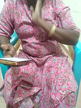 Snapshot of Tamil_roja69 chatting on 03-03-25, 04:03 Tamil roja69 online show from 03-03-25, 04:03