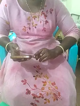 Snapshot of Tamil_roja69 chatting on 03-04-25, 12:44 Tamil roja69 online show from 03-04-25, 12:44