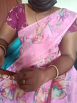 Snapshot of Tamil_roja69 chatting on 09-17-25, 05:53 Tamil roja69 online show from 09-17-25, 05:53