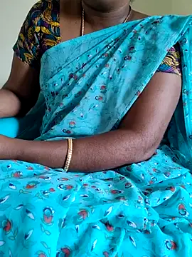 Snapshot of Tamil_roja69 chatting on 09-24-25, 05:44 Tamil roja69 online show from 09-24-25, 05:44