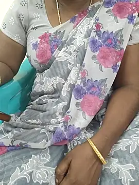 Snapshot of Tamil_roja69 chatting on 09-26-25, 12:53 Tamil roja69 online show from 09-26-25, 12:53