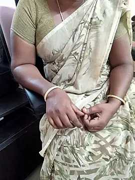 Snapshot of Tamil_roja69 chatting on 09-27-25, 08:30 Tamil roja69 online show from 09-27-25, 08:30