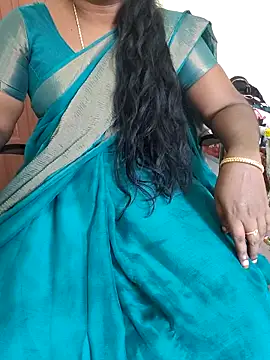 Snapshot of Tamil_roja69 chatting on 09-29-25, 06:18 Tamil roja69 online show from 09-29-25, 06:18