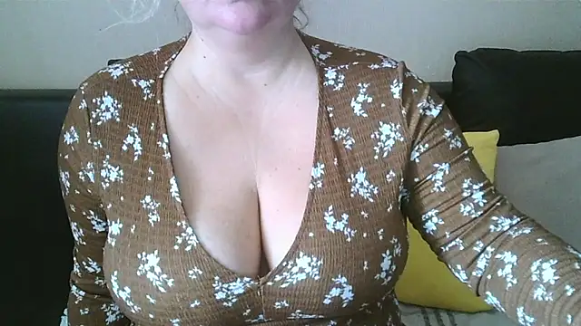 Wet Maria online show from 04-02-26, 06:55