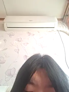 Lee0613 online show from 12-24-24, 11:22