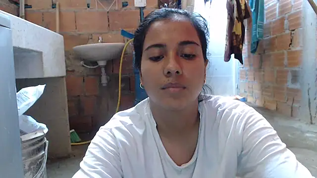 Coral0403 online show from 03-01-25, 09:26