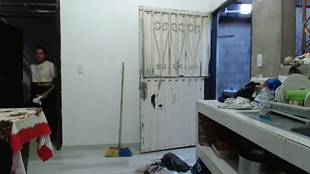 Coral0403 online show from 03-05-25, 11:05