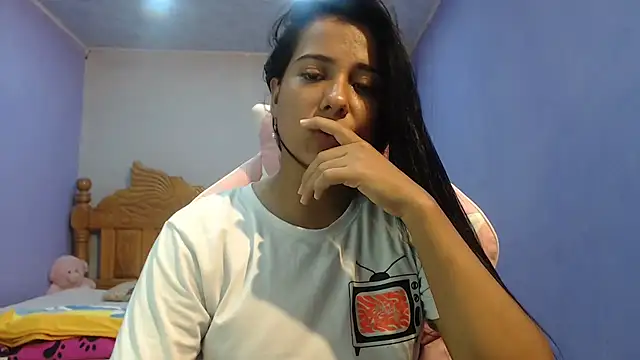 Coral0403 online show from 09-28-25, 02:06