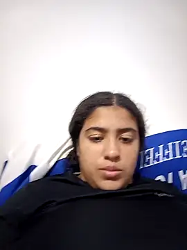 Snapshot of cleo_lincy13 chatting on 01-04-25, 10:45 cleo lincy13 online show from 01-04-25, 10:45