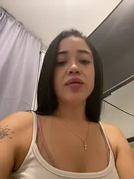 Snapshot of Liam_OH chatting on 03-18-25, 01:43 Liam OH online show from 03-18-25, 01:43