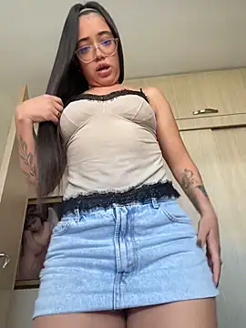 Snapshot of Liam_OH chatting on 03-15-26, 08:26 Liam OH online show from 03-15-26, 08:26