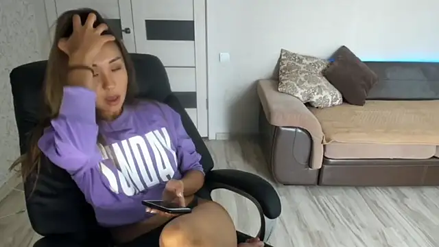 Snapshot of karishee chatting on 09-12-25, 07:03 karishee online show from 09-12-25, 07:03