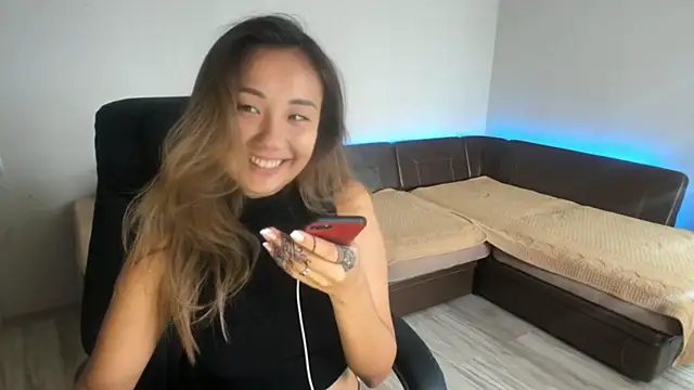 Snapshot of karishee chatting on 09-20-25, 07:26 karishee online show from 09-20-25, 07:26