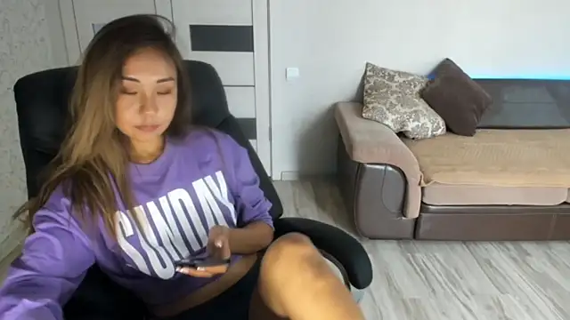 Snapshot of karishee chatting on 09-24-25, 07:06 karishee online show from 09-24-25, 07:06