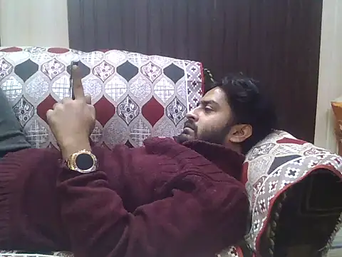 indihotguy online show from 11-09-25, 10:35