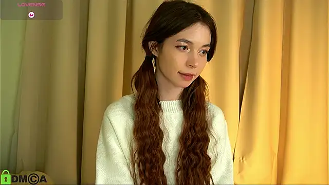 LittleOriana online show from 02-14-25, 02:39