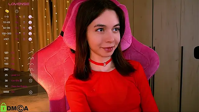 LittleOriana online show from 03-13-25, 01:43