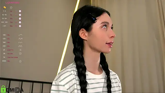 LittleOriana online show from 10-09-25, 02:31