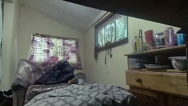 Snapshot of poesnuus999 chatting on 09-23-25, 10:51 poesnuus999 online show from 09-23-25, 10:51