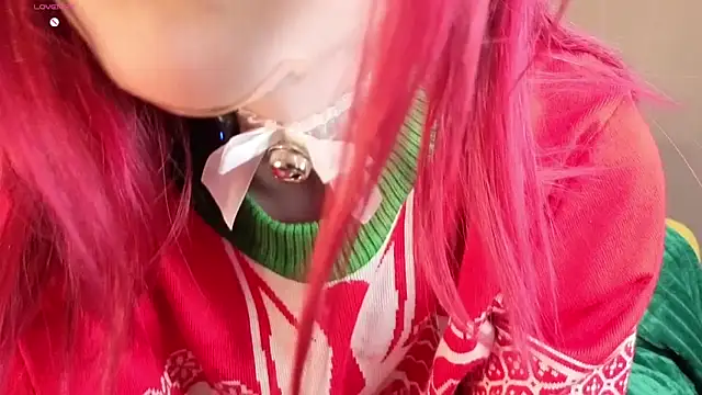 OhYumiYes online show from 12-19-25, 09:22