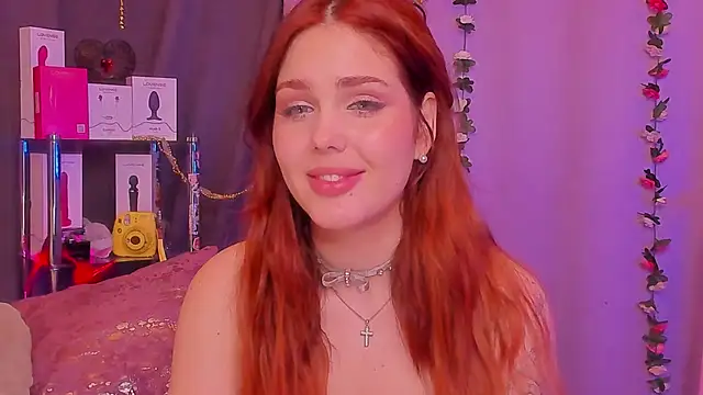 Snapshot of AliceOfWonders chatting on 03-19-25, 07:40 AliceOfWonders online show from 03-19-25, 07:40