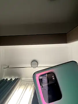 Snapshot of Caicai-a chatting on 11-30-25, 09:02 Caicai-a online show from 11-30-25, 09:02